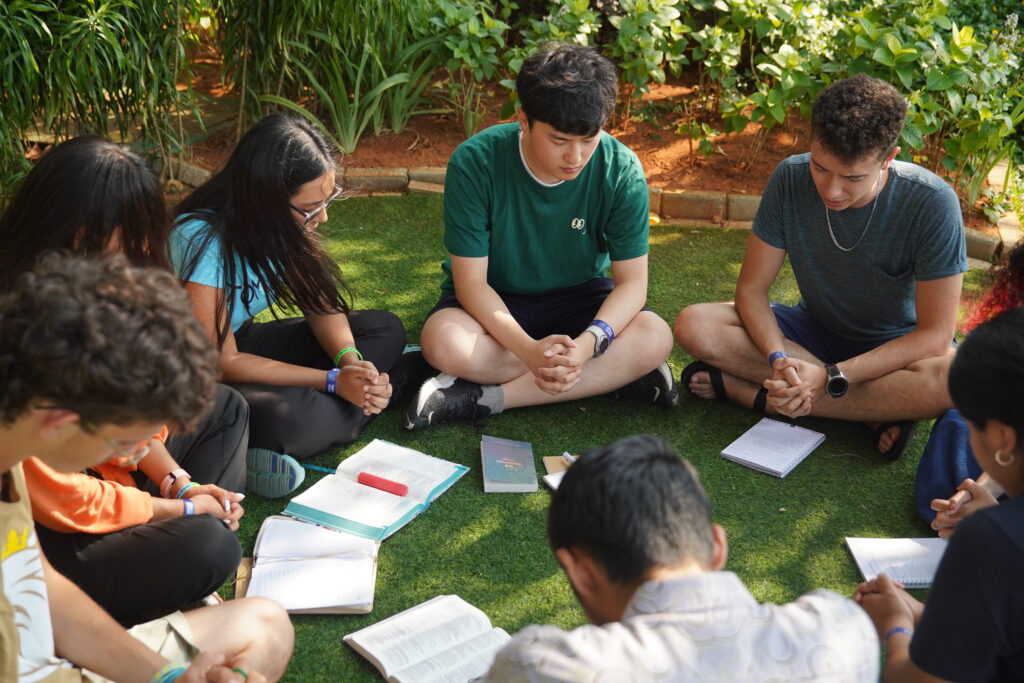students, cross-cultural, bible study, evangelical, global collaboration